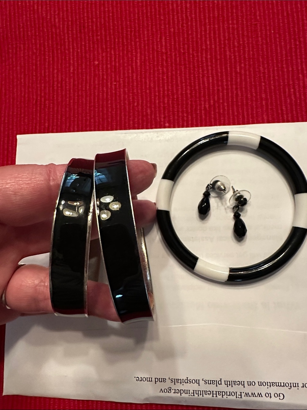 Black and White Resin and metal Bangle Bracelet and Earrings Set